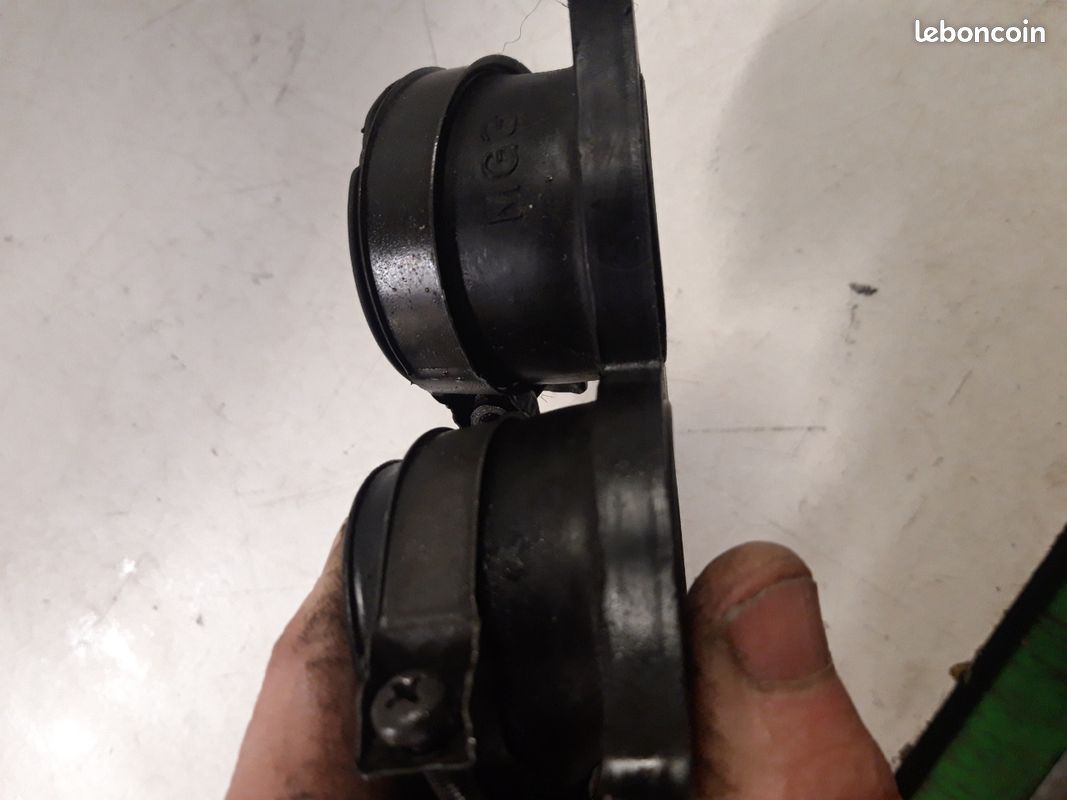 Pipe d admission Honda 600 xlm (image 3)