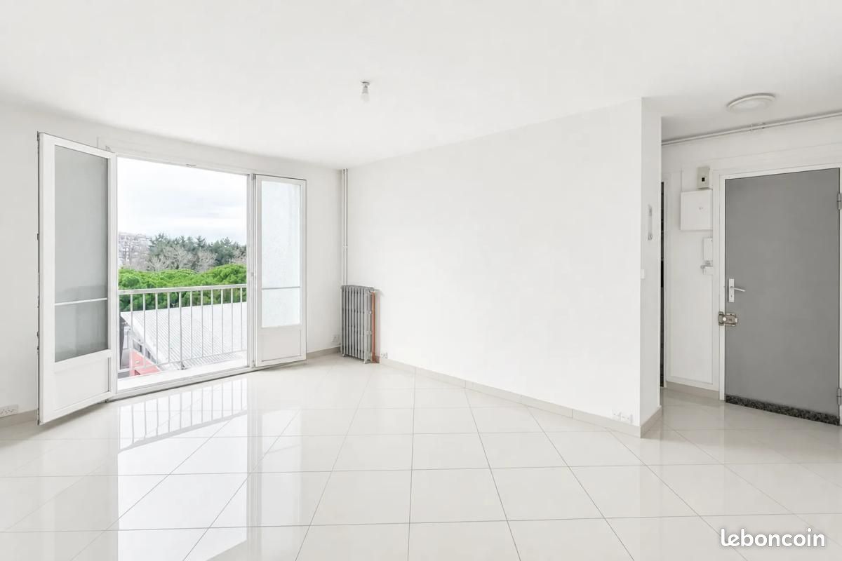 Appartement 4 pièces 67 m² · à Ris-Orangis · 67 m² · 142 000 €