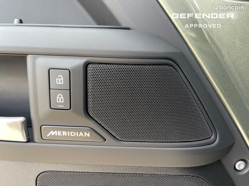 Land-rover Defender 110 2.0 P300e X-Dynamic HSE (image 24)