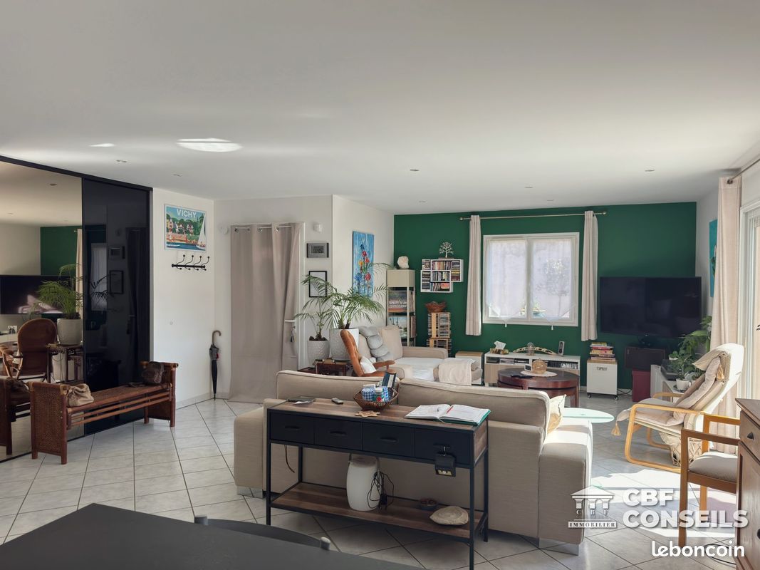 Maison 6 pièces 115 m² · aux Martres-de-Veyre · 115 m² · 345 000 €