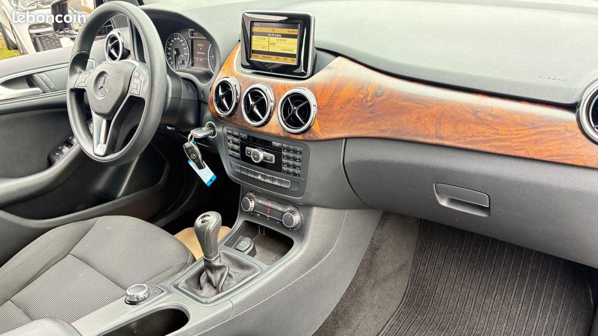 Mercedes-Benz Classe B 200 CDi 136ch (image 12)