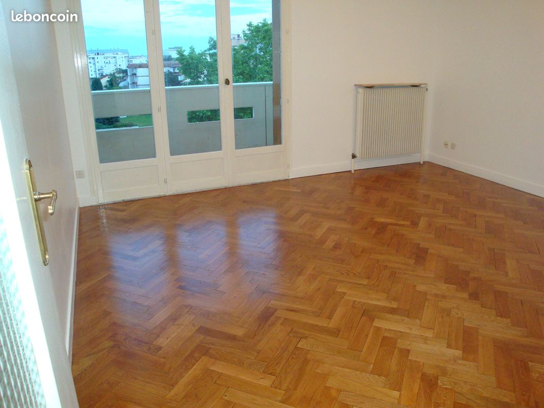 Appartement 3 pièces 77 m² · à Villeurbanne · 77 m² · 1 090 €/mois