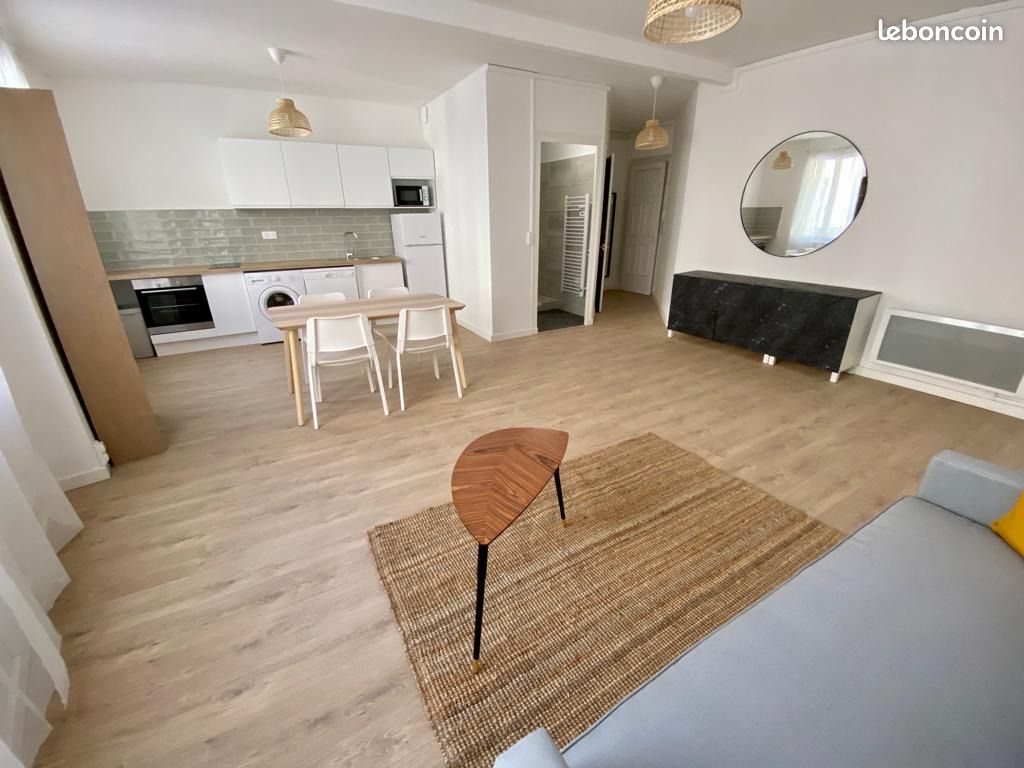 Appartement 2 pièces 50 m² · à Saint-Étienne · 50 m² · 490 €/mois