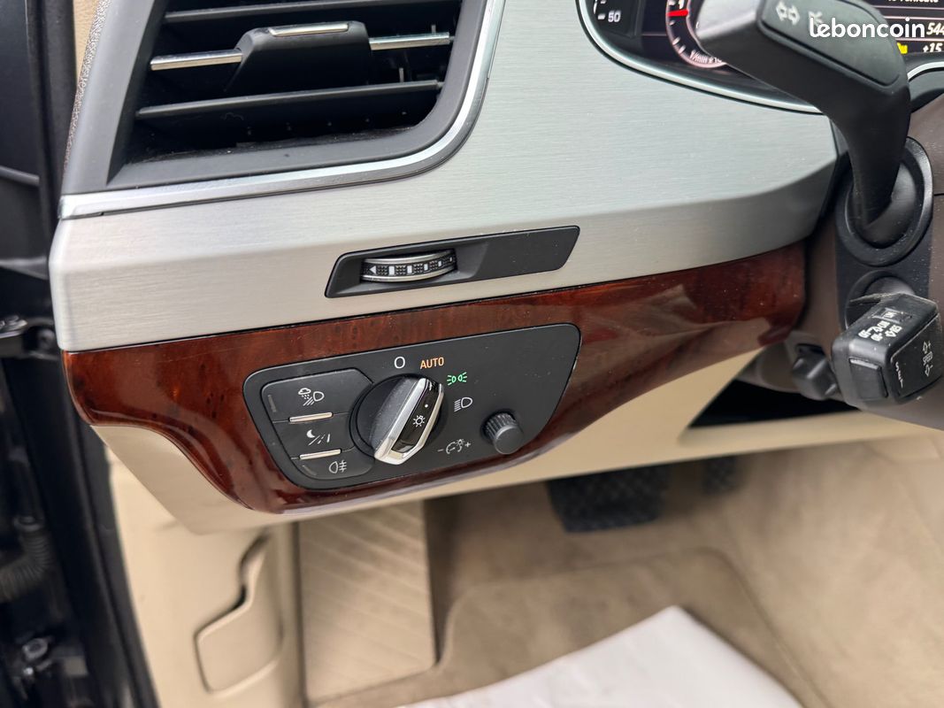 Audi q7 (image 13)