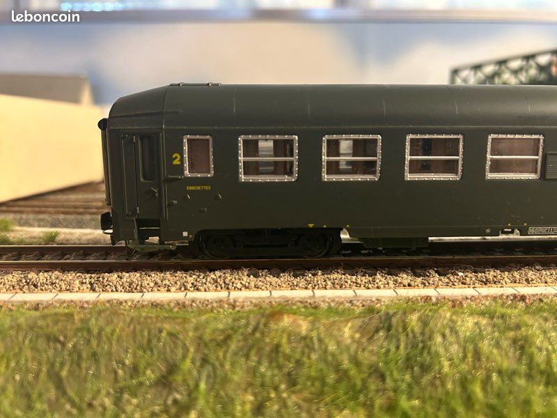 EUROPOLITRAINS 114241 ECH HO 1/87 SNCF VOITURE UIC