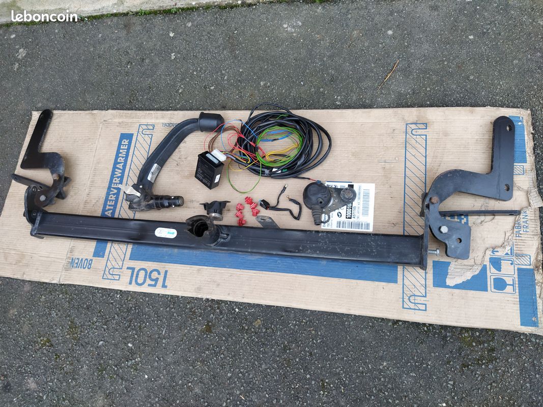 Attelage complet 3008 démontage sans outils (image 2)