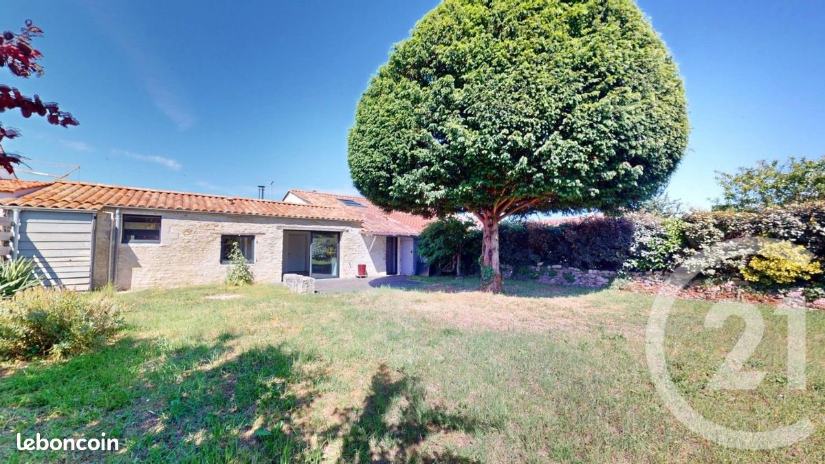 Maison 4 pièces 96 m² · à Angles · 96 m² · 950 €