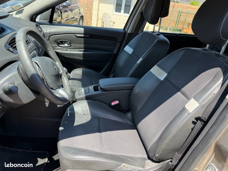 Renault Scenic 110ch 1.5 DCI (image 5)