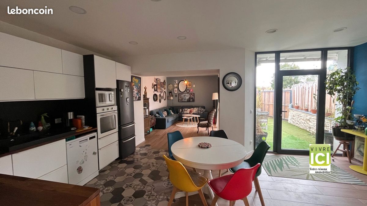 Maison 5 pièces 117 m² · à Divatte-sur-Loire · 117 m² · 254 555 €