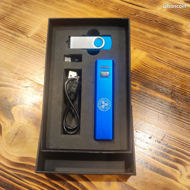 Kit batterie externe/ adapteur USBC/ clef USB (image 1)