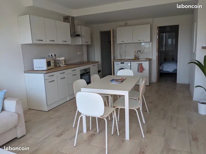 Appartement 3 pièces 54 m² · à Hyères · 54 m² · 1 050 €
