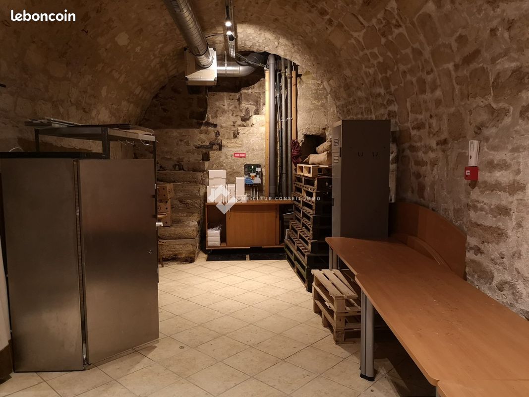 Local 251 m² Crépy-en-Valois (image 6)