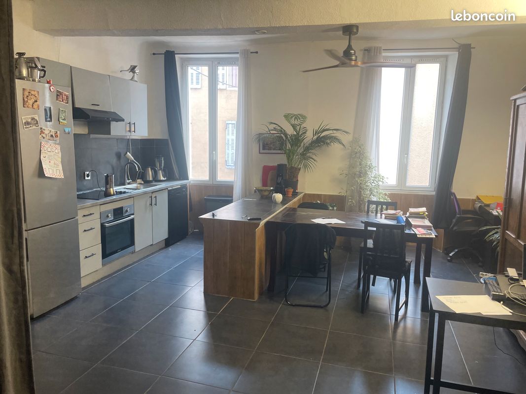 Appartement 3 pièces 80 m² · à Tourves · 80 m² · 725 €