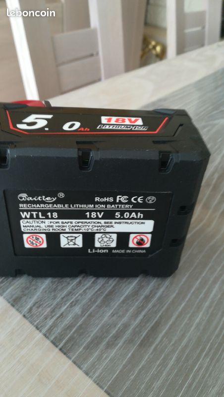 Batterie Milwaukee 18 v (image 3)