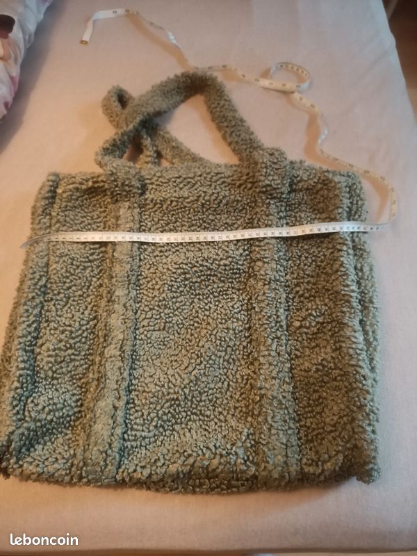 Sac fourre-tout de chez stradivarius (image 5)