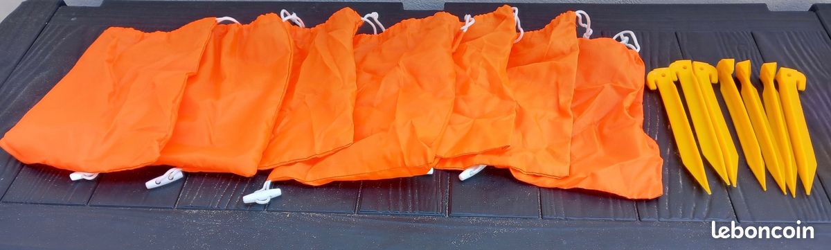 Tente et sac de transport pour abri de plage Nalu Orange protégé contre
