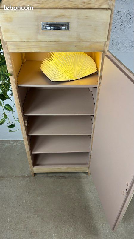 Bonnetière / armoire parisienne vintage en bois (image 3)