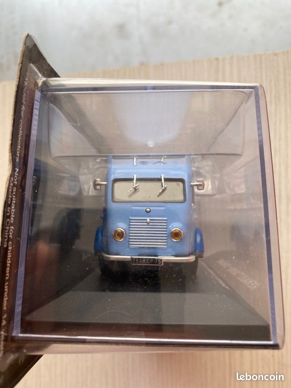Fourgon Renault 1000 Kg Motorisé - Circuit Voitures électrique JOUEF/ARTIN 1/43 - Occasion