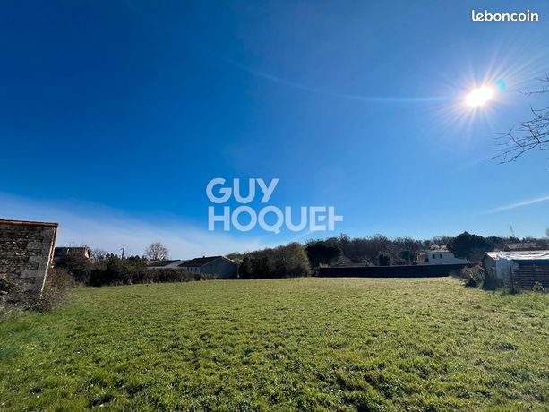 Terrain 738 m² DISSAY