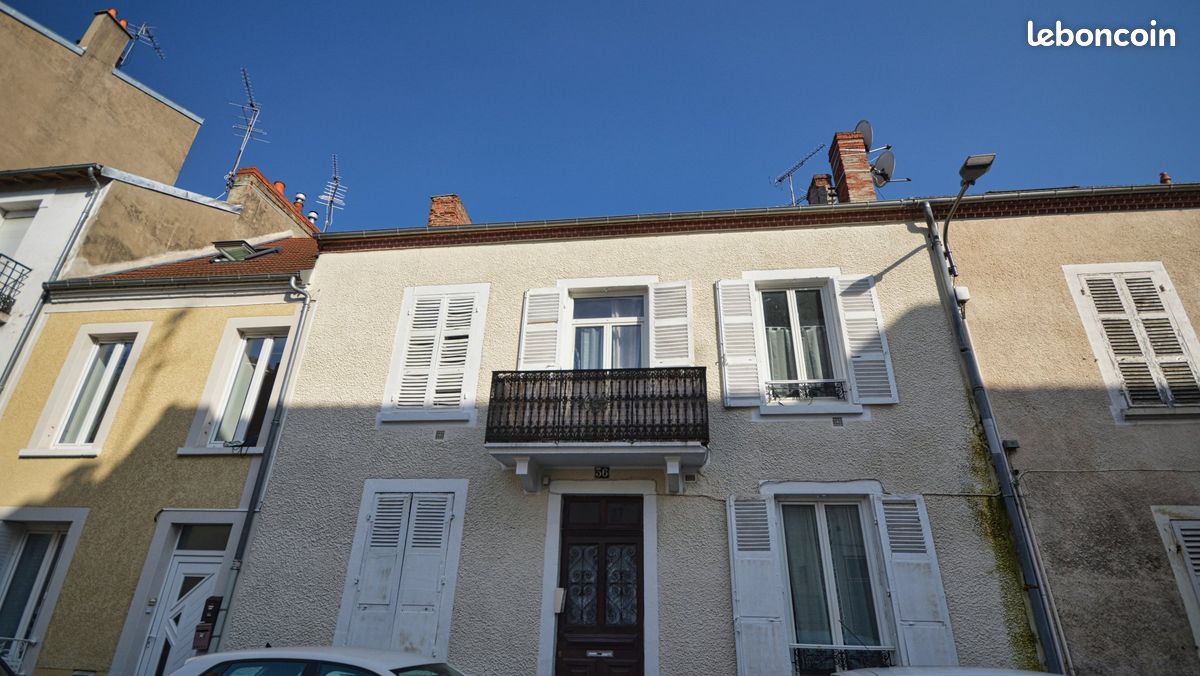 Immeuble 230 m² · à Vichy · 230 m² · 184 000 €