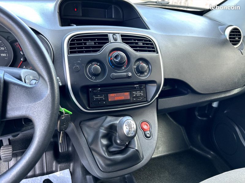 Renault KANGOO II EXPRESS MAXI 1.5 BLUE DCI 95CH GRAND VOLUME CONFORT (image 12)