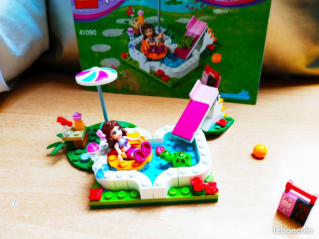 Lego friends la piscine d'Olivia (NÉGOCIABLE) (image 1)