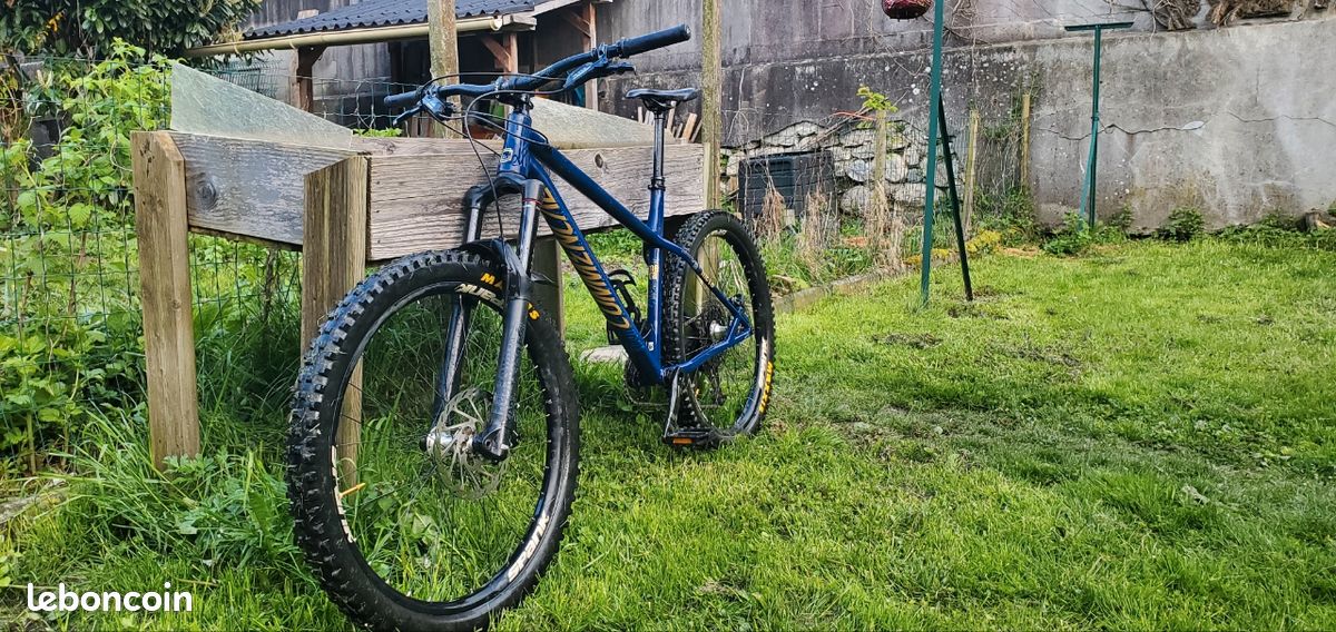 Commencal Meta Ht Endurigide Ou Tout Suspendu Vtt Enduro Meilleur