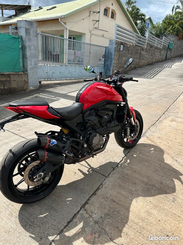 Ducati Monster 2022 (image 2)