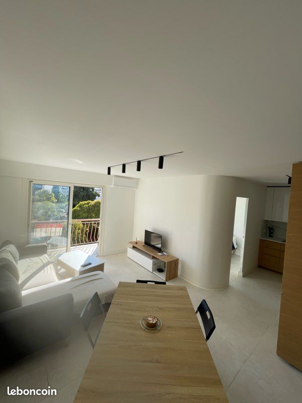 Appartement 3 pièces 57 m² · à Cagnes-sur-Mer · 57 m² · 315 000 €