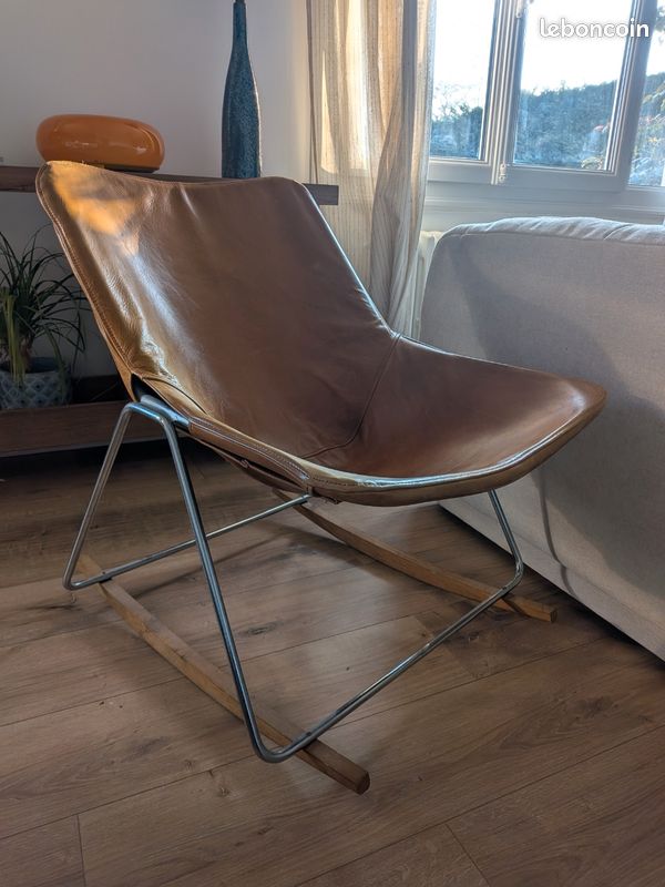 Fauteuil à bascule en cuir (image 2)
