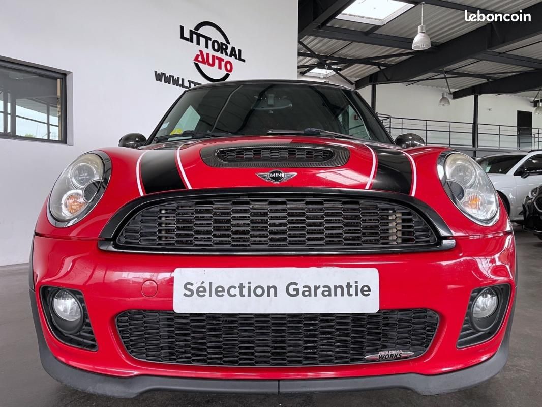 Mini Hatch R56 1.6i - 211 John Cooper Works (image 2)