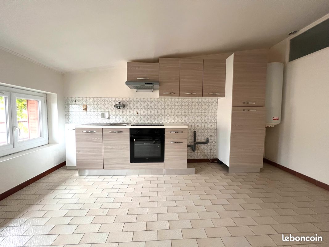 Appartement 3 pièces 80 m² · à Solaize · 80 m² · 890 €/mois