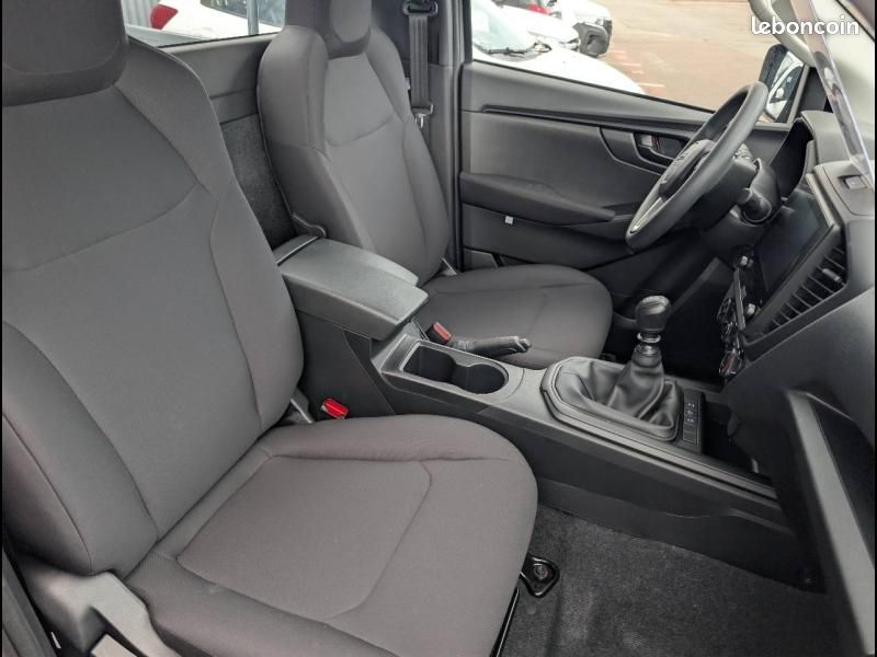 Isuzu D-Max 2.2 Ddi 164ch B-Strong Single MECANIQUE (image 16)