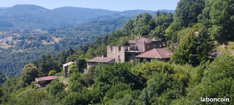 Maison 8 pièces 445 m²