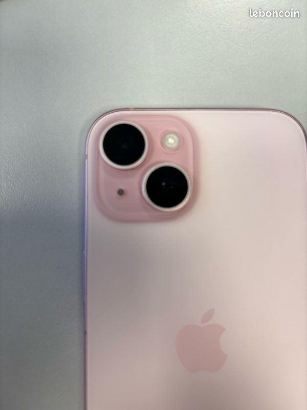 IPhone 15 - 128GO (image 2)