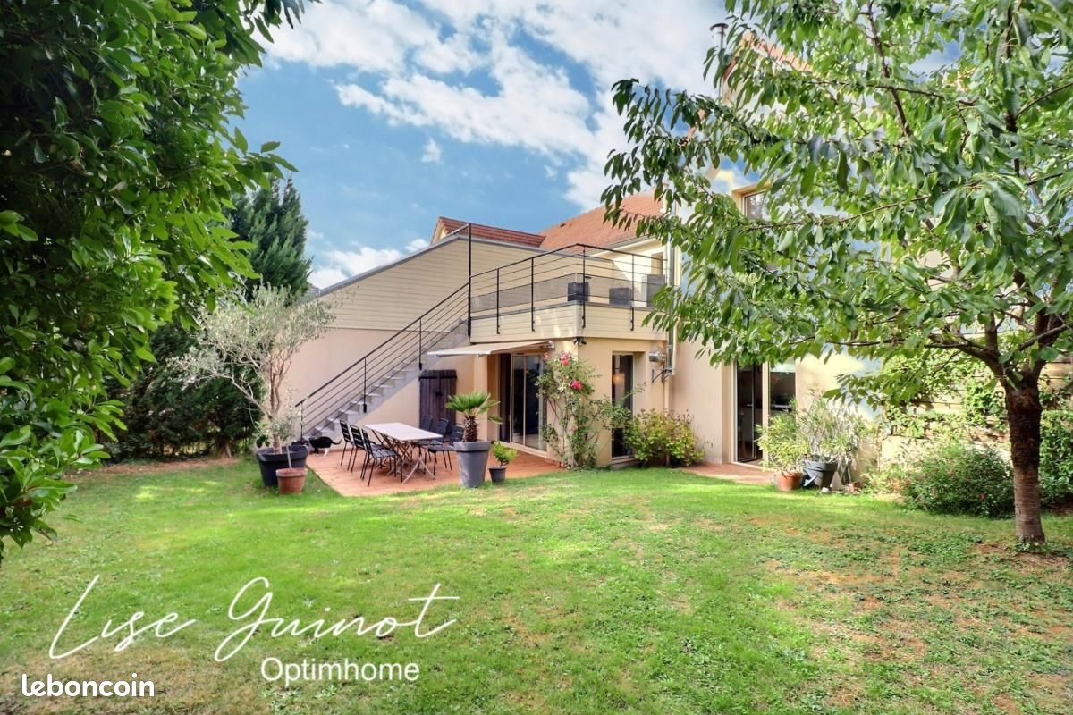Maison 6 pièces 156 m² · à Orgeval · 156 m² · 549 000 €