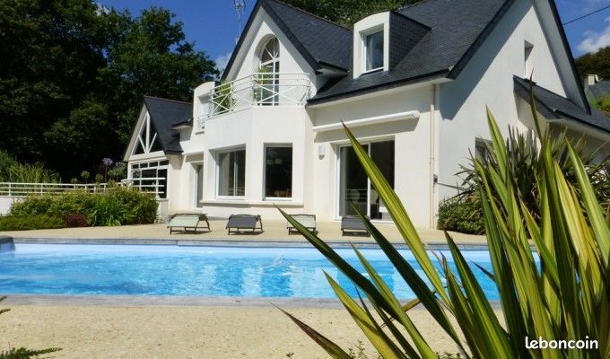 Maison 10 pièces 250 m² · à Quimper · 250 m² · 873 000 €