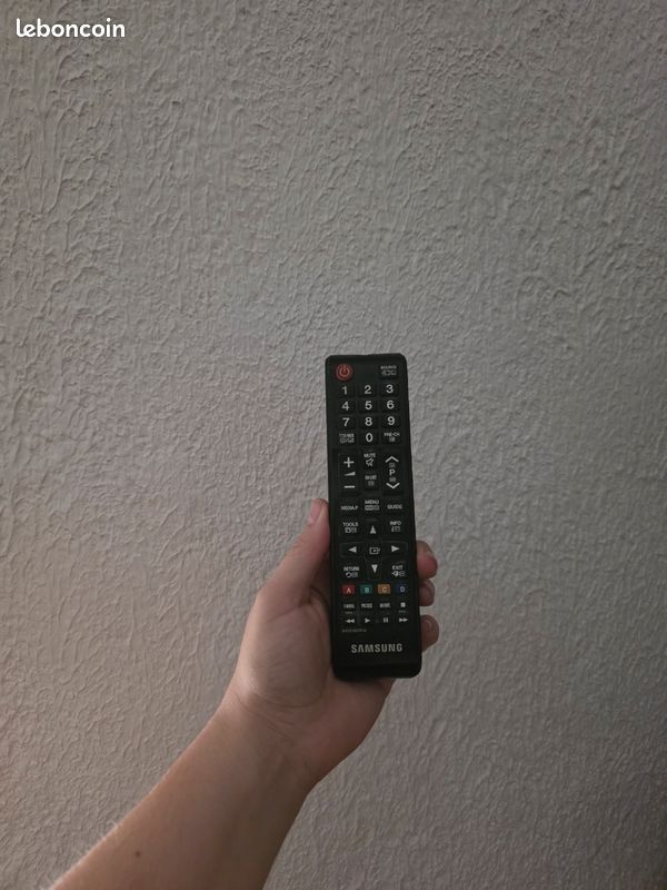 Télévision Samsung 40 pouces (image 7)