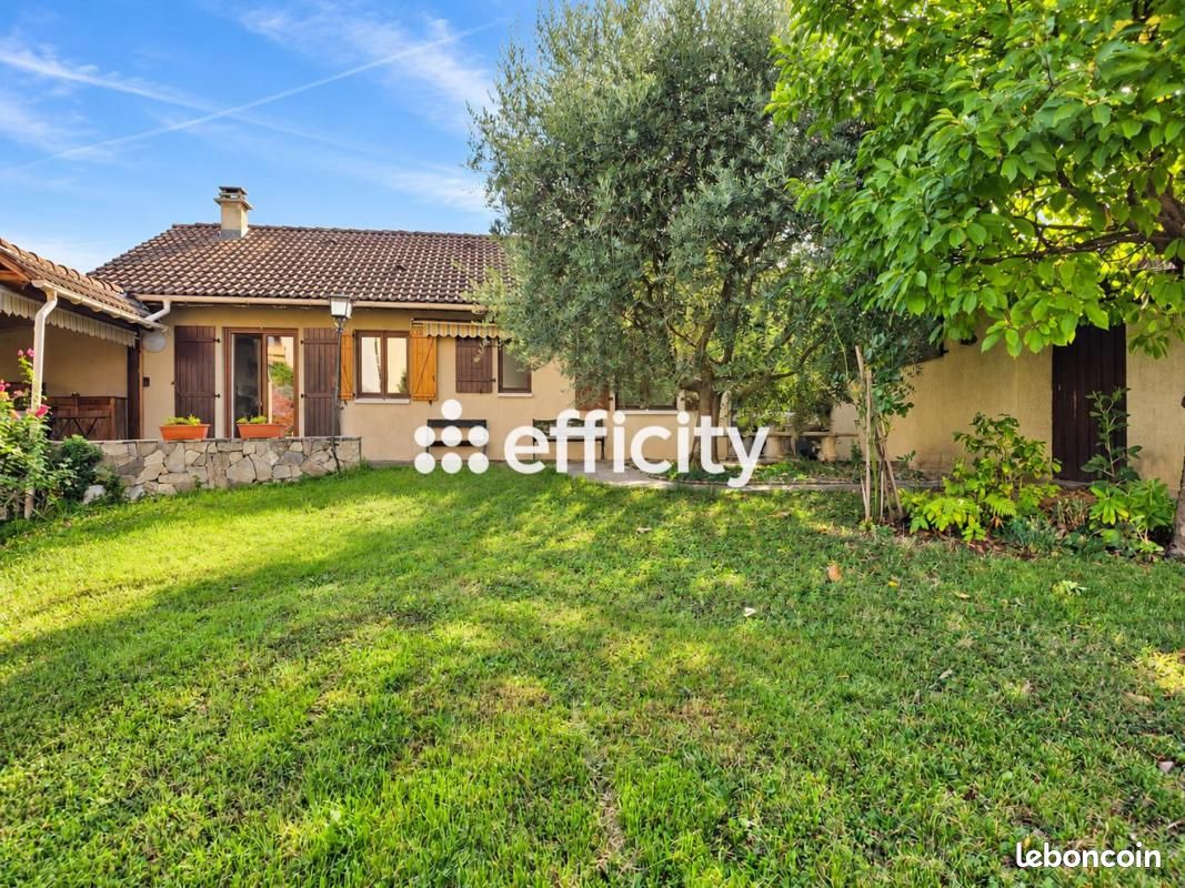 Maison 4 pièces 104 m² · à Annemasse · 104 m² · 424 000 €