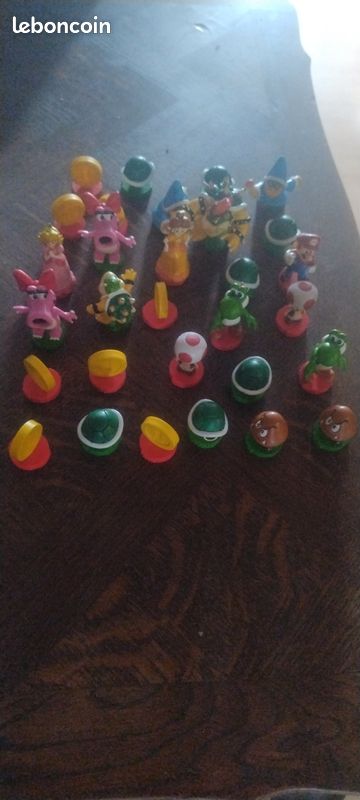 Lot de 30 figurines / pièces de jeu d'échecs Super Mario (USAopoly / Nintendo) (image 1)