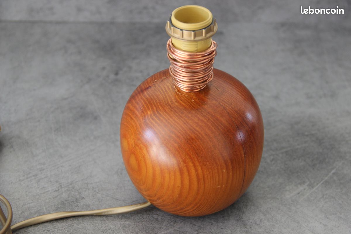 Pied de lampe bois massif (image 1)