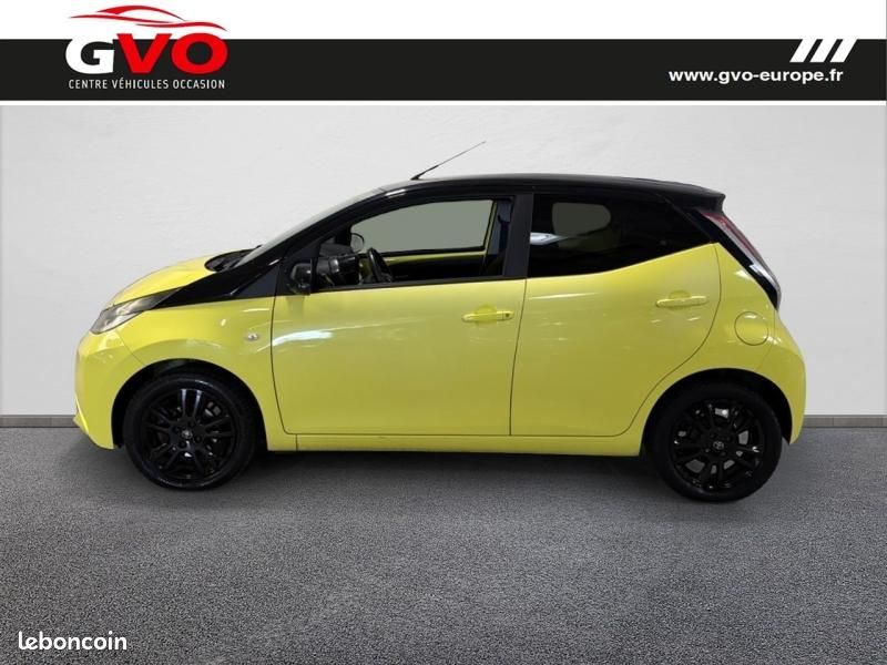 Toyota Aygo 1.0 VVT-i 69ch x-play 5p (image 3)