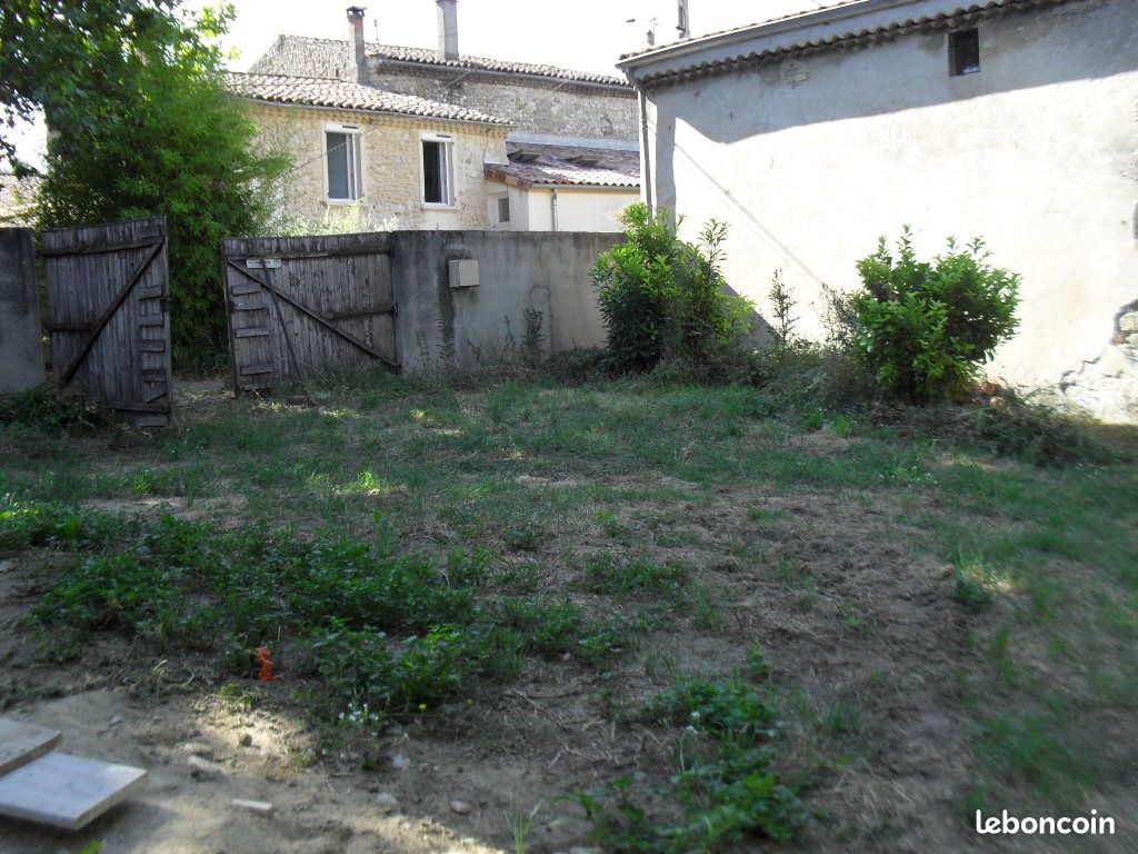 Terrain viabilisé · à Montmeyran · 224 400 €