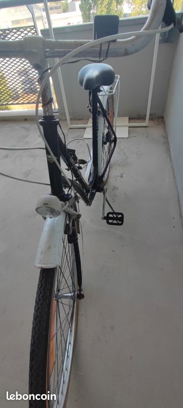 Vélo de ville vintage / ancien – Lapize Gallery – Base solide et très fiable (image 4)