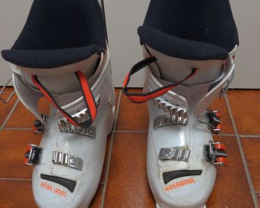 Chaussures De Ski Enfant ATOMIC - Taille 25 (mondopoint 15/15.5) - Occasion Désinfectées