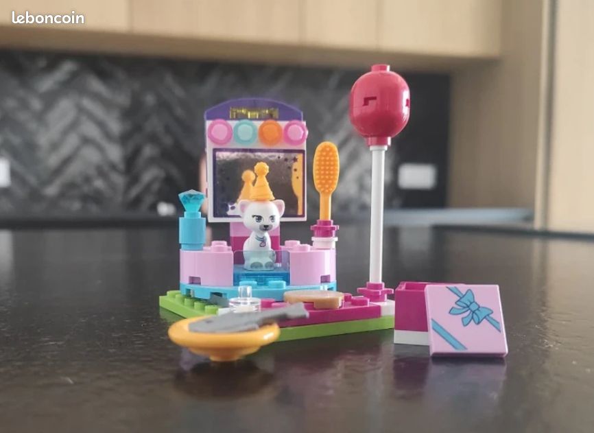 Le cadeau du chat-Lego friends (image 1)