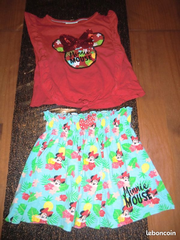 Lot de vêtements fille 4 ans (image 2)