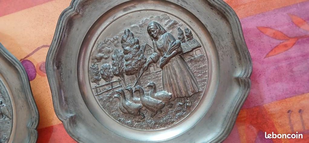 Assiette étain (image 2)
