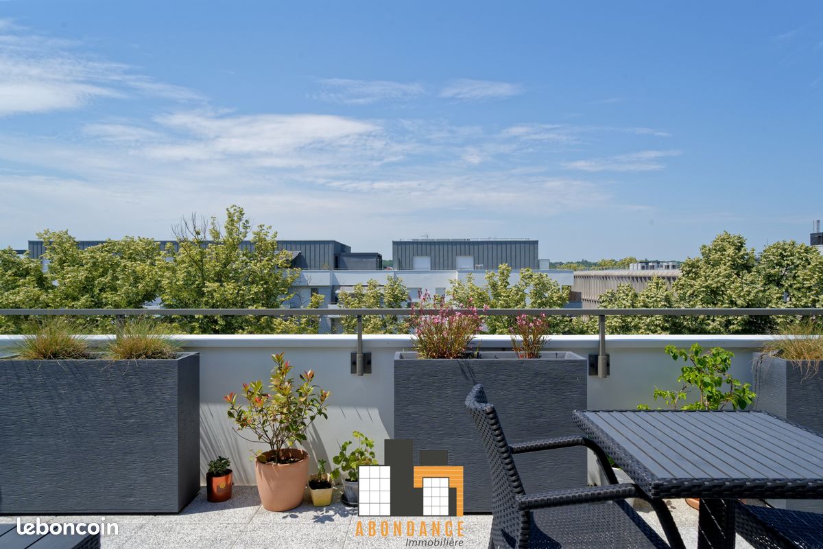 Appartement 5 pièces 122 m² · à Oberhausbergen · 122 m² · 665 000 €