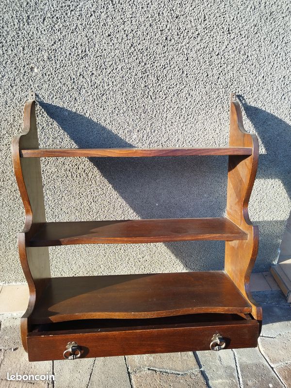 Étagère murale en bois (image 1)